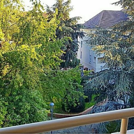 Superbe studio de 30m2 proche de Paris Poissy Buitenkant foto