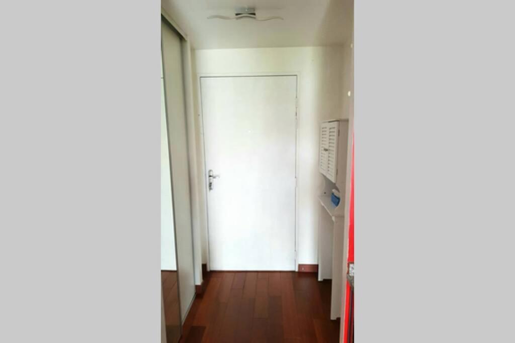 Superbe studio de 30m2 proche de Paris Poissy Buitenkant foto