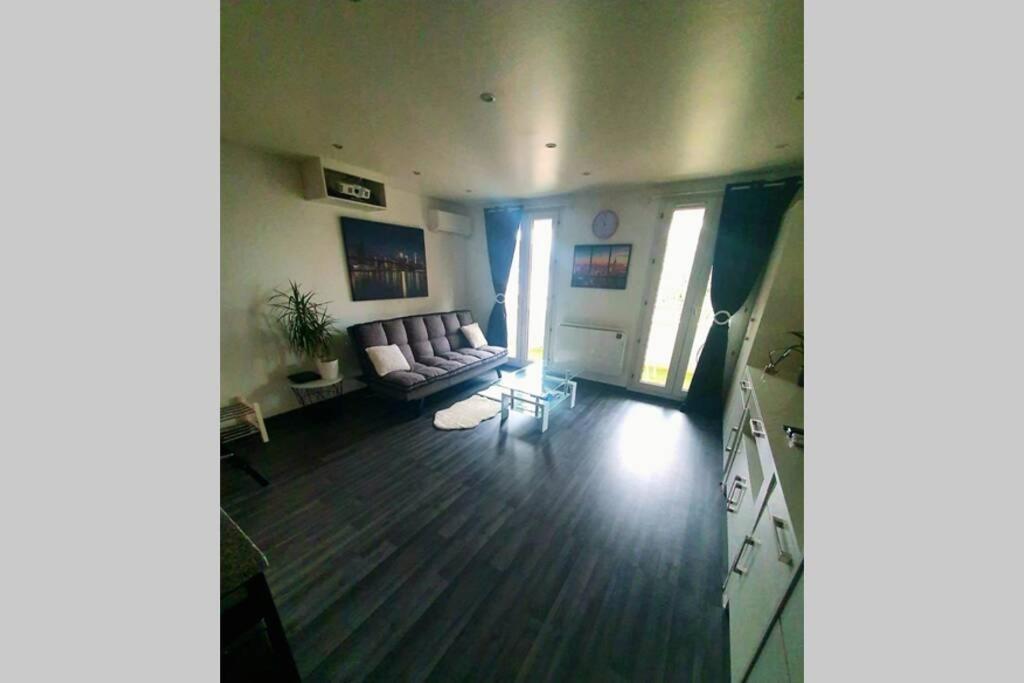 Superbe studio de 30m2 proche de Paris Poissy Buitenkant foto